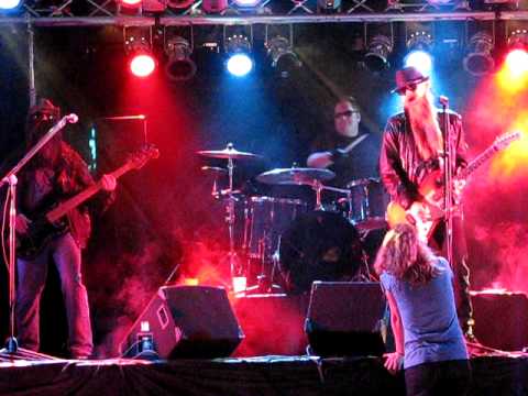 La Grange / ZZ Top tribute band @ Neison's 11/25/09 (Brian, Chris, and Kenner)