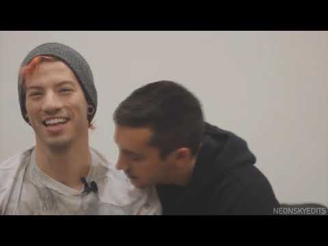 Tyler Joseph being himself for 3 minutes