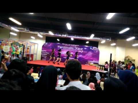[20170716] FirstQueen dance cover SISTAR - How Dare You + TMB + Loving U at  PGC