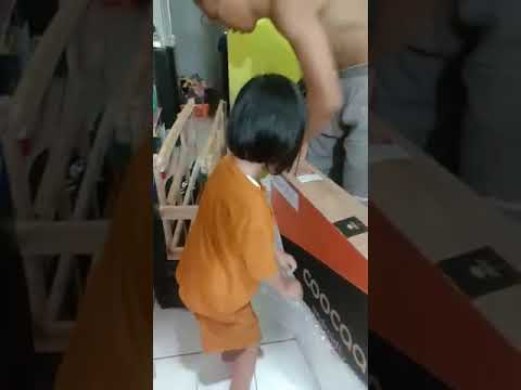 Unboxing TV Ratu Chaniago