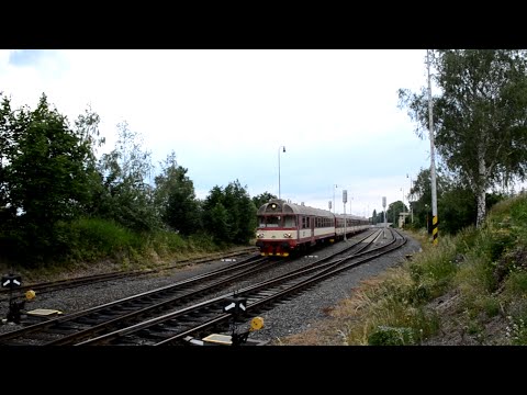 R 1126 Ve zvláštním složení 954.2 + 043 + 3x 843 ( 843.021-7 + 843.026-6 + 843.002-7 )