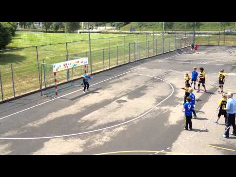 HV Fidelitas, juni 2015 demo en clinic handbal nieuwe stijl E jeugd 1