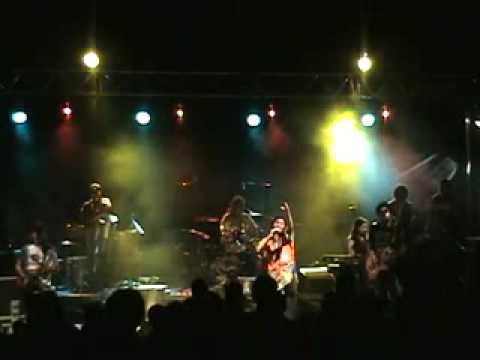 AFRODIZÍA - Africa Unite (Live in France tour 2009)