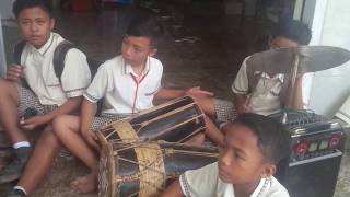 Download lagu SELIRE WELAS VERSI KENDANG KEMPUL mp3 Download lagu SELIRE WELAS VERSI KENDANG KEMPUL mp3