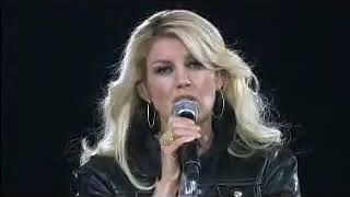 Faith Hill   Peace in the Valley Live