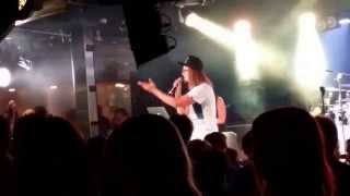 Jukka Poika - Viestii (Live)