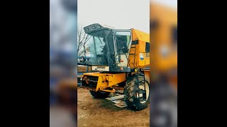 SAMPO SR 2075 grain harvester for sale image 7 SAMPO SR 2075 grain harvester image 7