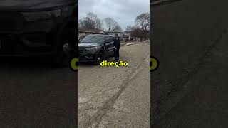 ELE SAIU PRA PASSEAR COM O CACHORRO PRA EVITAR UM ENQUADRO NOS EUA! 😂 #shorts #curiosidades