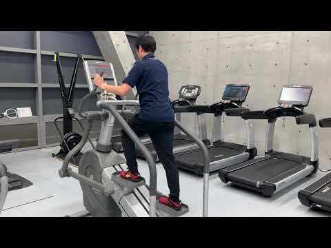 体育学科 ステアクライマー