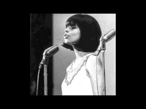 download lagu mp3 mp4 O Barquinho Vai, download lagu O Barquinho Vai gratis, unduh video klip O Barquinho Vai