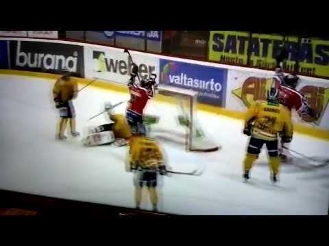 Ässät-Lukko. 01/04/13 Austin Smith´s first goal at home in Pori, Finland