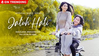 Download lagu Maulana Ardiansyah Ft. Ochi Alvira - Jatuh Hati mp3