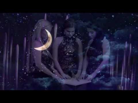 Hijo De La Luna - Trio Soprano Music