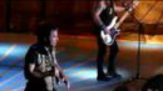 Download lagu Iron Maiden Run to the Hills live 3/14/08 Izod Center mp3