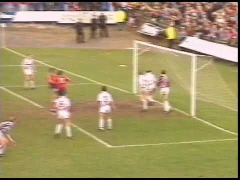 ARCHIVE: Halifax Town 0 York City 1 - 12.04.93