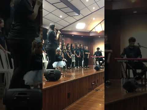 Coralpingosdeluz com os irmãos Matheus Rizzo e Manoela Rizzo! Juntos interpretam O Poder do Amor!🎶