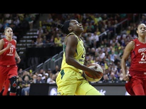 Jewell Loyd HEATS Up for 23 PTS in Game 1 of WNBA Finals