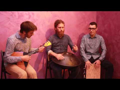 Three Pandas and the Moon - Banyan Om Space, Handpan, Balalaika, Cajon, HD 2016