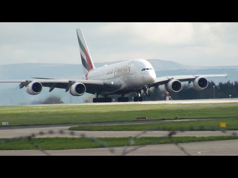 Emirates Airbus A380 landing at Manchester Airport 15/04/23