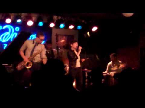 Kenneth Whalum III Quartet w/ Gretchen Parlato, "Weak" live at Iridium in New York City