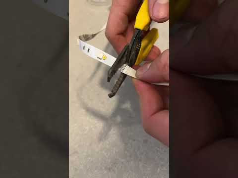 The only hard wire under cabinet LED lights from Home Depot #condorenovation #installation