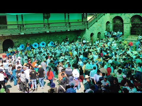 FIESTA EN CHACAS 2022 - BANDA LA ÚNICA DE MARCARÁ - MIX HUAYNOS ANCASHINOS