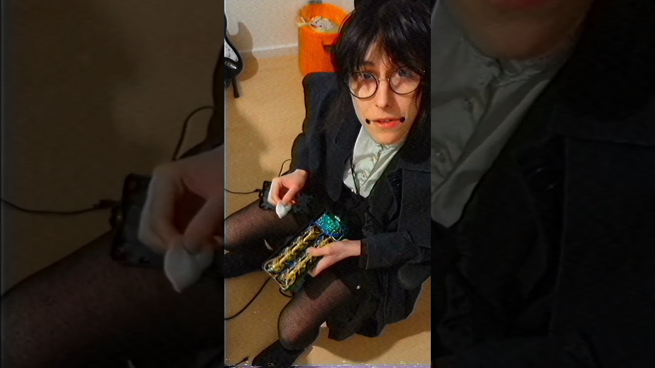 applying jordan peterson's advice: behind the [WALLPAPER.EXE] TRANSGRESS THE BOUNDARY OF SELF HELP