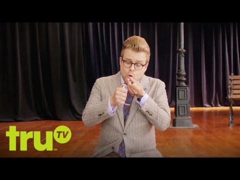 アダムはすべてを台無しにする - なぜ大麻は大したことではありません (Adam Ruins Everything - Why Weed Is No Big Deal)
