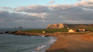 preview picture of video 'PLACE Playa de Verdicio. Paisaje Protegido del Cabo Peñas. Asturias'