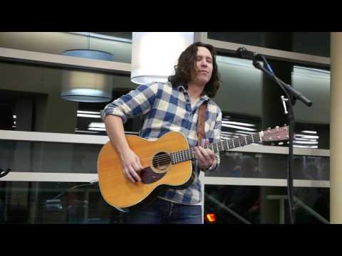 Davy Knowles & Rev. Robert B. Jones - Garbage Man - 1/31/17 Ellis Library - Monroe, MI