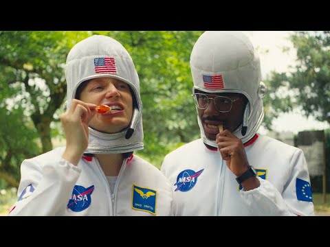 Éléphant Et Château - Terre à terre (Clip Officiel) [feat. Nepthune, Gaspar Narby]