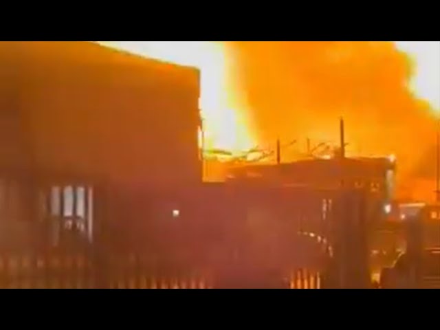 Fuertes explosiones sacuden una zona industrial en Argentina (IMÁGENES APOCALÍPTICAS)