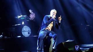 Kaiser Chiefs - Parachute (live México Plaza Condesa '19)