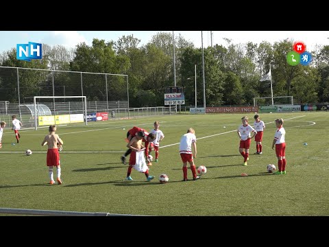 Kian, Faas en Thiemen staan weer op het veld in De Rijp: "Super leuk en heel fijn"