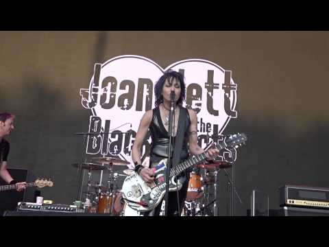 Joan Jett & The Blackhearts - Crimson And Clover, Forest Hills, Queens, NY - 5-30-2015