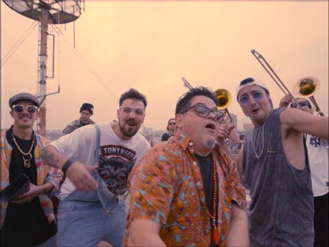 Joe Vasconcellos & Moral Distraída - La Funa 2017