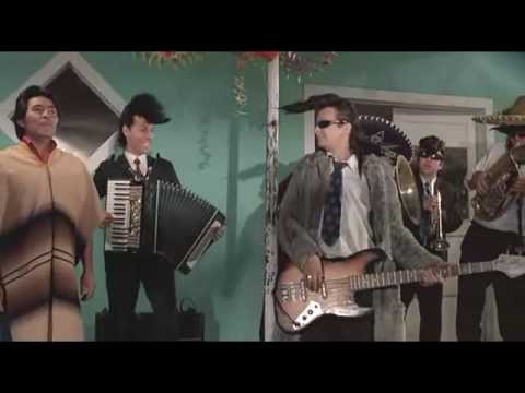 10 - Desconsolado - Leningrad Cowboys Go America [***VIDEO CUTE***]
