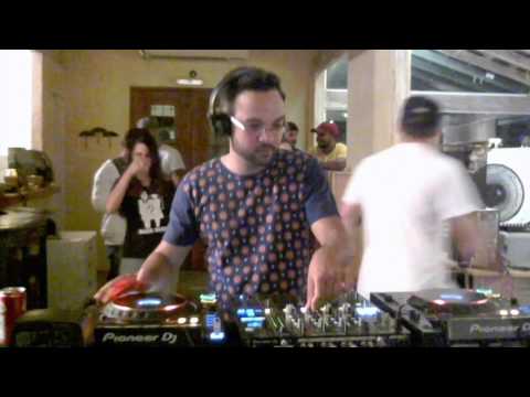 MiniLow @ Brazuka Music & Groove n Beats apresentam 'Brazuka Session 4'