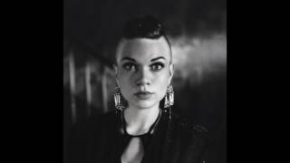 Lillie Mae - “Honky Tonks and Taverns” (Audio)