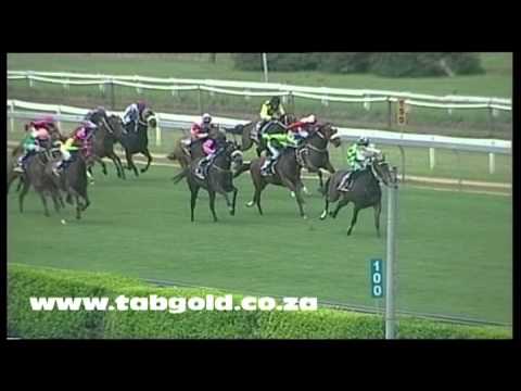 Clairwood 12112013 Race 1 with interview