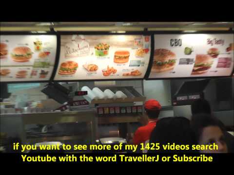 Restaurante McDonald's no Aeroporto Internacional de Atenas