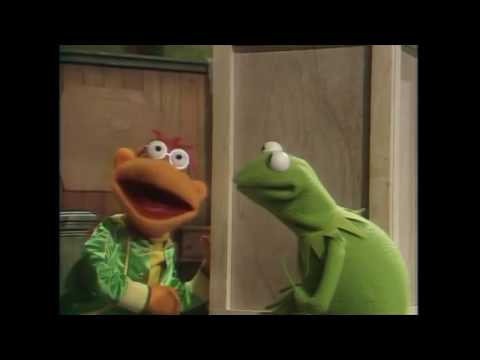 Muppet Show: Running Gag - Mechanical Frog