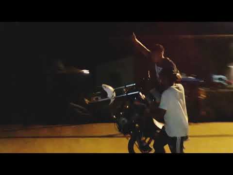 Si todos nos bamo a morir yo me muero en mi moto 🇨🇴😎📷🎥📽🔋🔋🛵🚨🚦😱