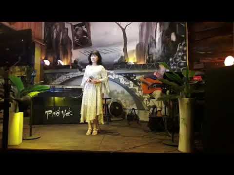 Thể hiện bởi Hoài Mỹ