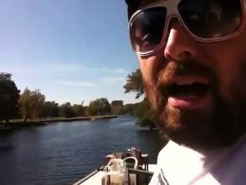 The Daily Woo - Day 130 - 11/8/2012 - Piranha 1978 !