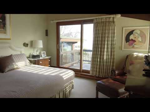 27 Spray Ave, Marblehead, MA