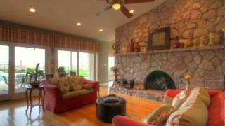 preview picture of video '23 Oak Neck Ln, West Islip, NY 11795'