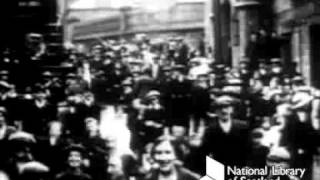 Factory workers leaving Camperdown jute mill in Dundee, 1912