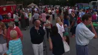 "Let Loose on Lincoln": the 2014 celebration for the Winnetka Sidewalk Sale