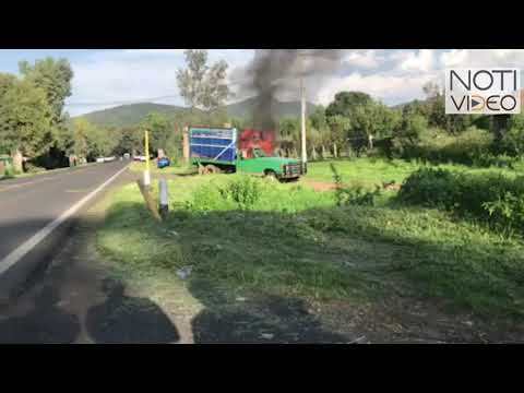 Policías salvan de ser linchado a un sujeto que robó a un niño